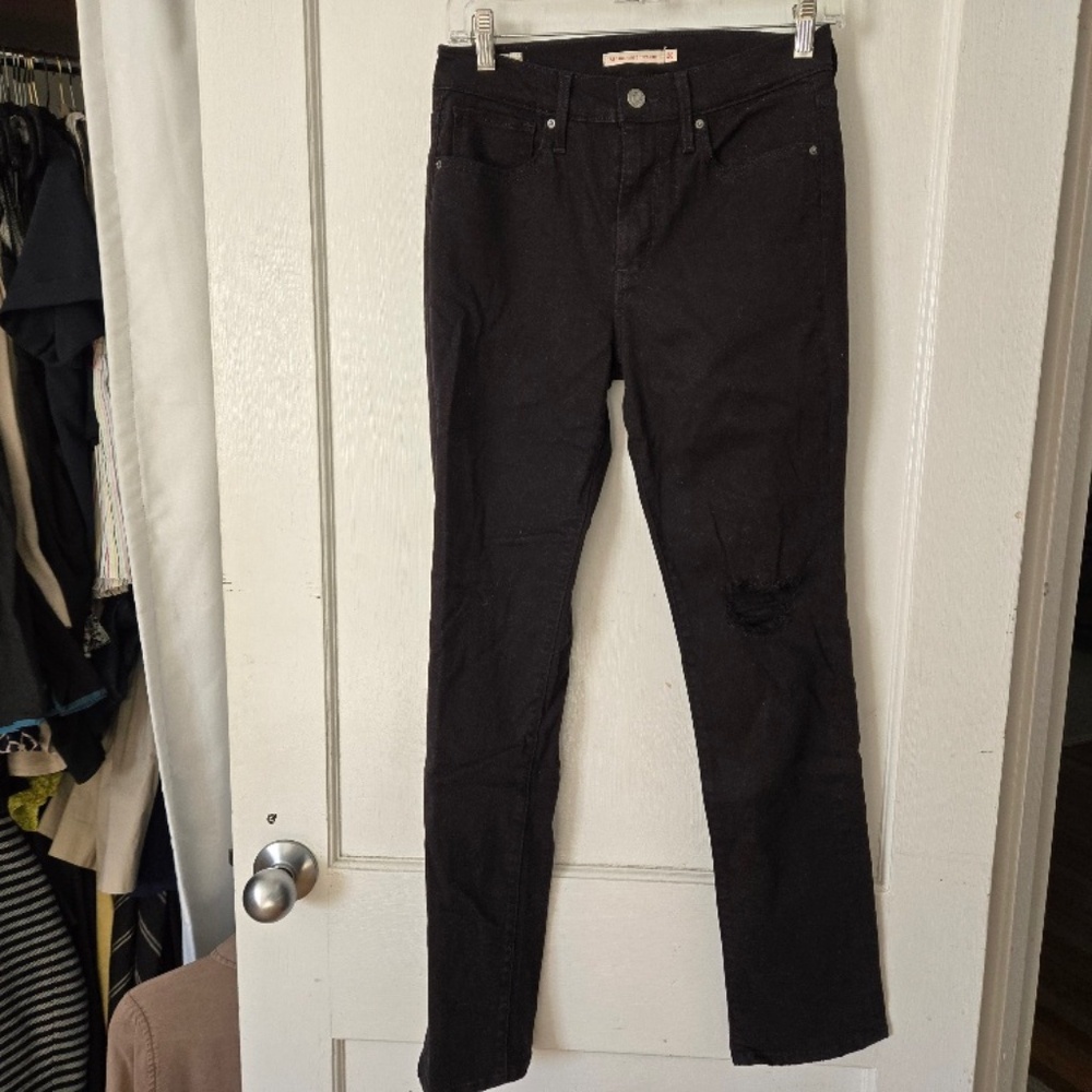 Levi's 724 Black High Rise Straight Jeans - Size 28